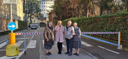 Castellanza, piano di messa in sicurezza:  posizionate le sbarre di chiusura di alcune sedi stradali in prossimità delle scuole