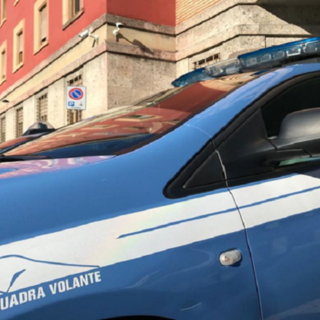 Spacciavano in piazza Repubblica, due stranieri presi dalla polizia