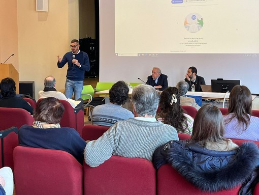 Un'assemblea di Azione (foto d'archivio)