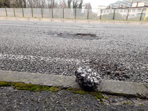 Manutenzione straordinaria delle strade: investiti 1,5 milioni di euro in due lotti di lavori