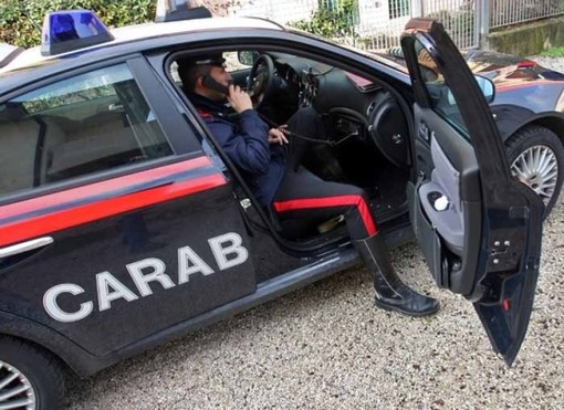 Cassano Magnago: litiga con la ex, arrivano i carabinieri e trovano droga e pistola