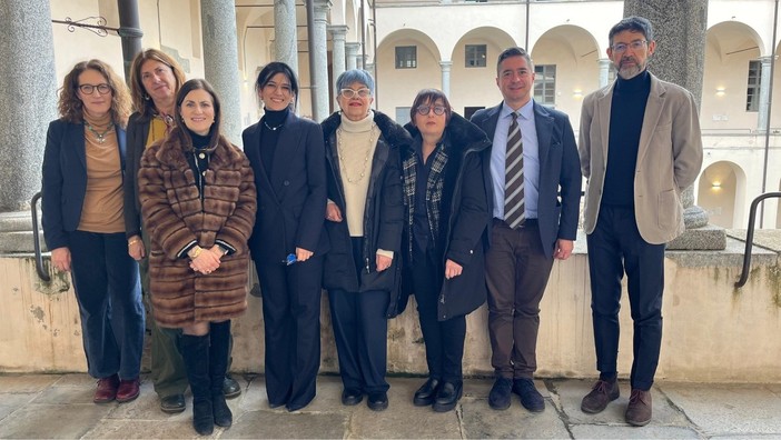 Da sinistra: Chiara Perini, Francesca Ruggieri, Grazia Mannozzi, Maria Trimarchi, Maria Frittitta, Anna Savio, Stefano Marcolini, Umberto Piarulli