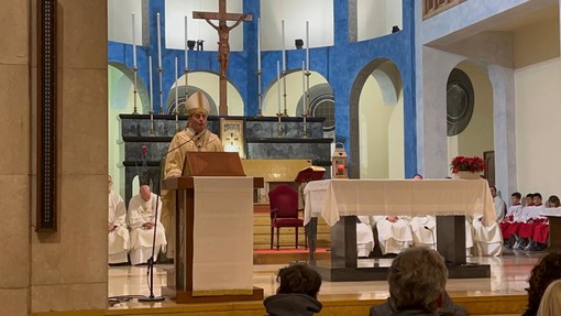 Delpini ai Santi Apostoli: «Questa chiesa costruita per avere un luogo in cui riconoscersi»