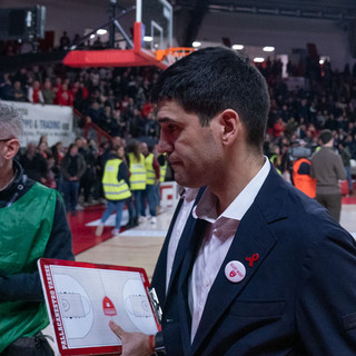 Quella di ieri contro Trento dovrebbe essere stata l'ultima partita di Herman Mandole come coach di Varese (foto Fabio Averna)