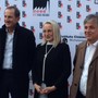 Eleonora Giorgi al Busto Arsizio Film Festival tra il sindaco Antonelli e il presidente del Baff, Alessandro Munari - Foto Fb Baff