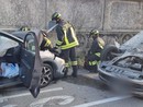 FOTO. Pauroso schianto a Fagnano Olona, un'auto si ribalta. Due le persone soccorse