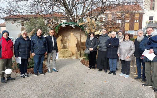 Presepe in piazza a Fagnano, grazie all'associazione 2L Lombardia Lucania