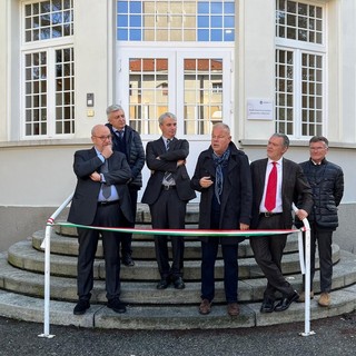 Taglio del nastro al padiglione Rossi, da sinistra: Alberto Coen Porisini, Marco Cavallotti, Davide Galimberti, Angelo Tagliabue, Stefano Serra Capizzano, Giulio Carcano