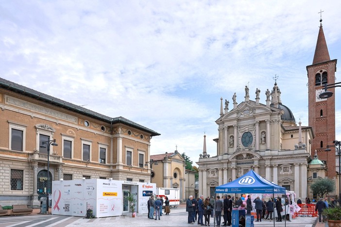 Tumori al seno: la prevenzione è sempre più necessaria. Lo dicono i dati delle visite a Busto Arsizio