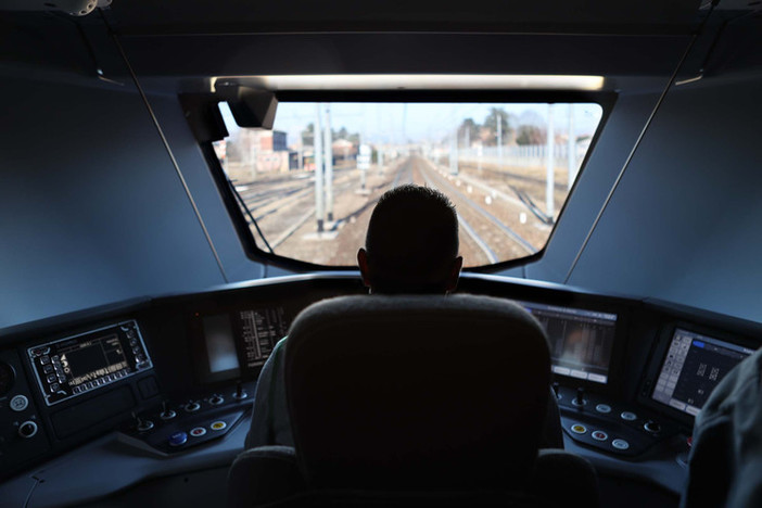 Trenord in cerca di futuri macchinisti: candidature aperte da mercoledì 3 gennaio alle ore 11