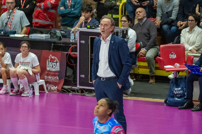 Il coach di Novara, mister secolo Lorenzo Bernardi. In galleria le foto di Lega Volley Femminile