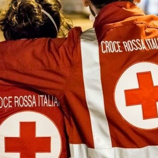 Violenza contro gli operatori della Croce Rossa: aggrediti brutalmente da un paziente