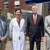 Da sinistra, il direttore sanitario Stefano Schieppati, la direttrice medica di presidio, Francesca Crespi, il questore Enrico Mazza e il direttore sociosanitario John Tremamondo
