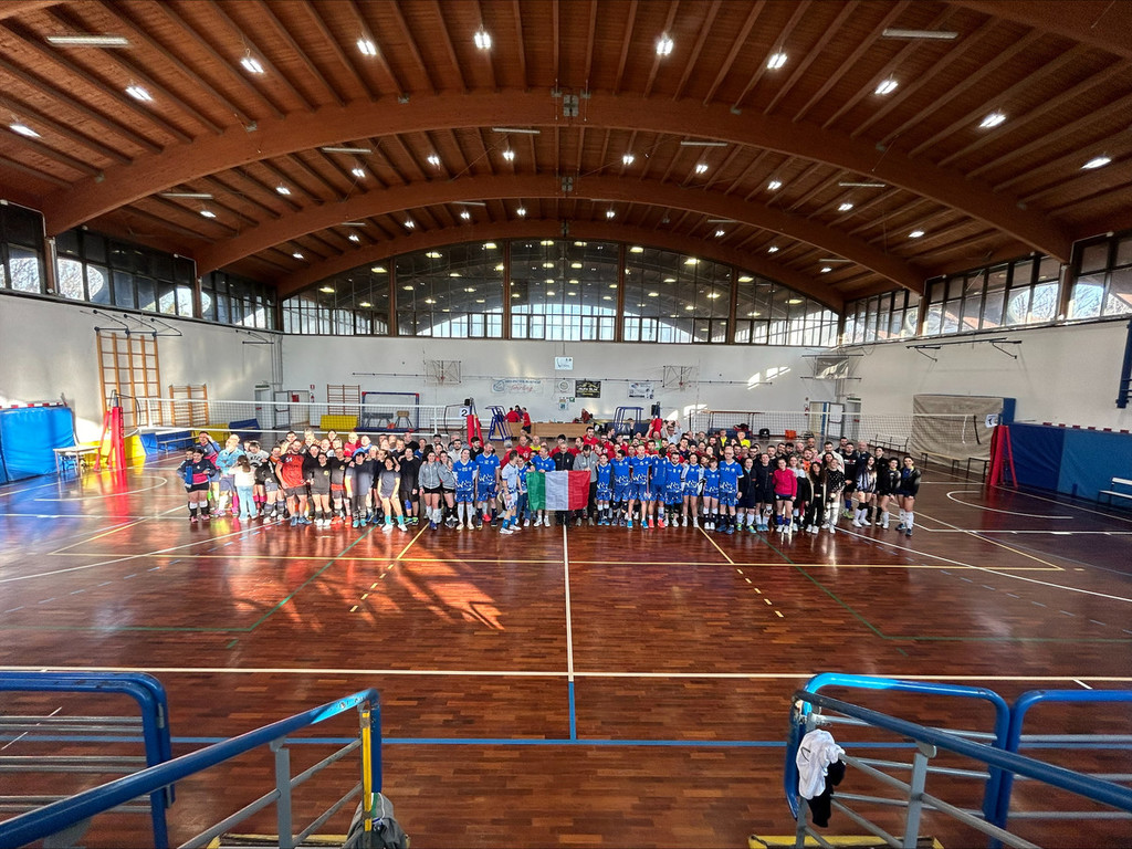 VIDEO. Il “Volley per la vita” arriva per la prima volta in città:  «Speriamo nella seconda edizione a Busto Arsizio» - ilBustese.it