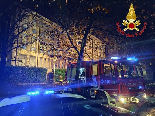 Incendio in via Dandolo a Varese: fiamme all'ex Asl