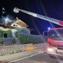 FOTO. Fiamme prima dell'alba a Brunello: a fuoco una villetta, famiglia sfollata