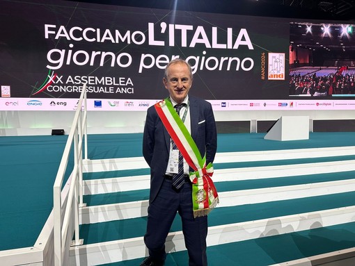 Antonelli all’assemblea di Anci: «Orgoglioso». Manfredi presidente