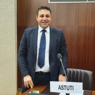 Astuti (Pd): «Regione dovrà restituire 339 milioni allo Stato: scivola ancora sulle funzioni non tariffate»