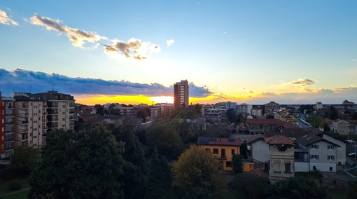 Diversi, spettacolari momenti dalla zona dei Tre Ponti a Busto - foto per cortesia di Fabiana Pelucchi