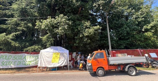 FOTO. Gallarate, bosco di via Curtatone: smantellati i manufatti abusivi all’interno dell’area