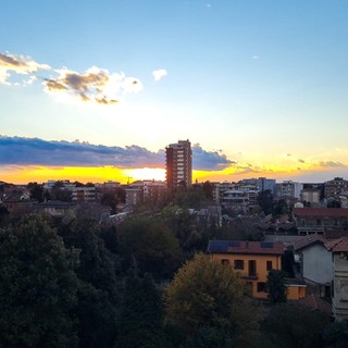 Diversi, spettacolari momenti dalla zona dei Tre Ponti a Busto - foto per cortesia di Fabiana Pelucchi