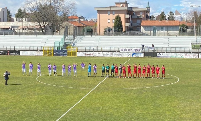 VIDEOINTERVISTA. Il Legnano torna a vincere al Mari: 2-1 contro il Chieri e sogno playoff riaperto. Vernocchi: «E' stata una vittoria importante, il mio gol? Felice che sia entrata in rete»