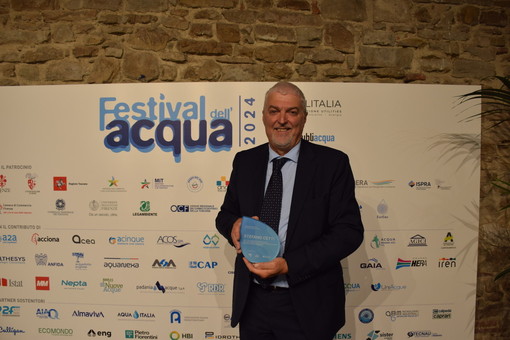 Stefano Cetti (Acinque) premiato come Manager Servizio Idrico