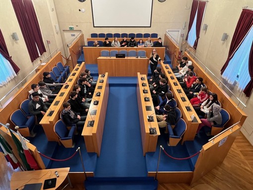 “La scuola si fa Comune”: gli studenti delle superiori consiglieri per un giorno a Palazzo Malinverni