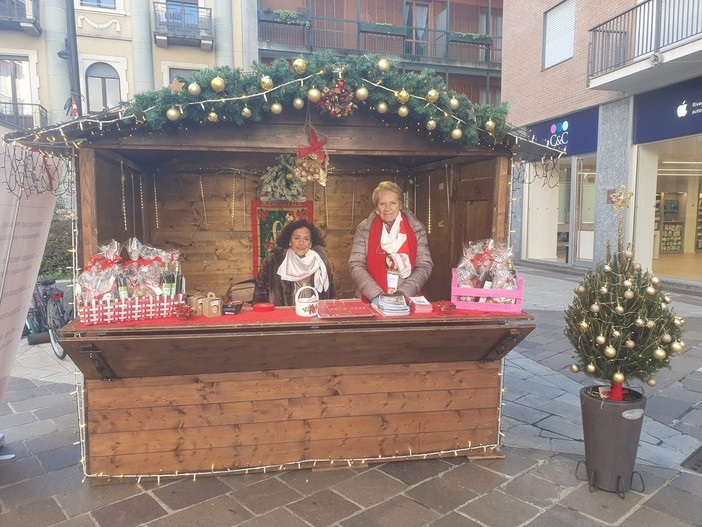 Il Natale di Busto accende anche la solidarietà con la “Casetta dei sogni condivisi”