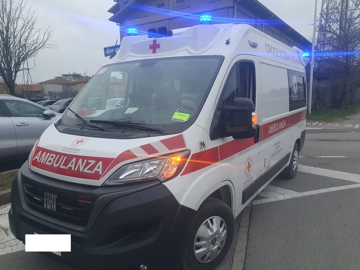 Un'ambulanza della Croce Rossa di Busto - foto d'archivio