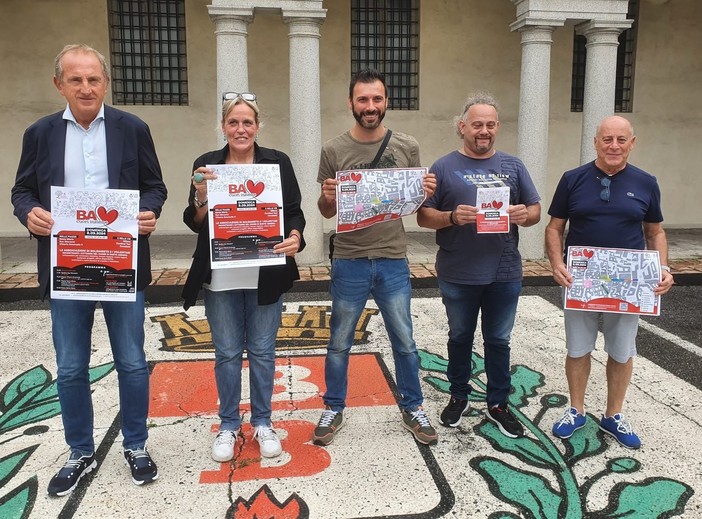 Solidarietà in piazza con BA Cuori insieme: «Venite a conoscere e ringraziare i volontari»