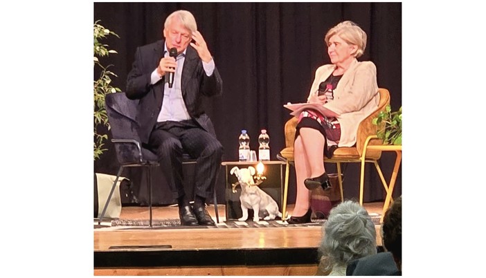 Ferruccio De Bortoli sul palco del San Giovanni Bosco con Marilena Lualdi