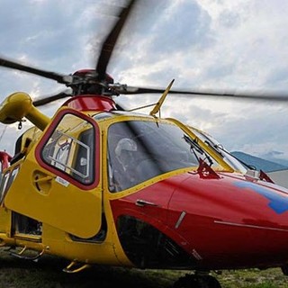 Schianto alle porte di Saronno: sei feriti, uno è grave. Paura per due bambini