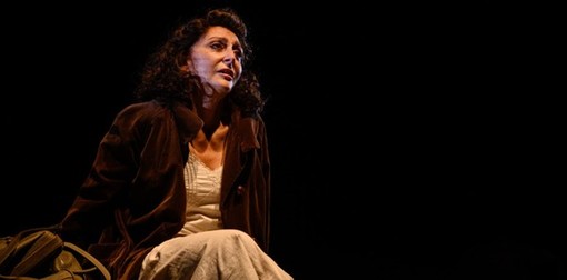 “Elena, la matta” in scena al Teatro Carcano di Milano