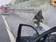 Auto in fiamme sull’autostrada A9, traffico difficoltoso a Origgio