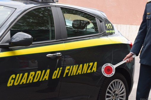 Frode fiscale, la Guardia di Finanza di Milano sequestra oltre 10 milioni di euro nei confronti di società di armamento ferroviario. Indagini anche a Varese