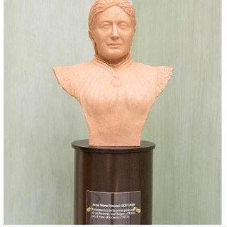 Busto di Anna Maria Mozzoni, collocato nella Sala delle donne a Montecitorio nell’aprile 2017.