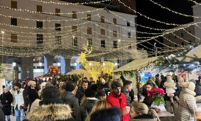 MERCATINI DI NATALE. Dove e quando trovare le bancarelle in provincia di Varese