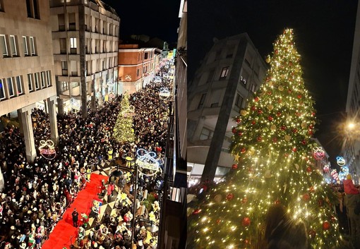 Una panoramica della via (per cortesia di Francesca Marzia Schembri) e l'albero illuminato