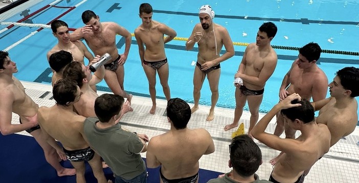 Busto Pallanuoto, avanti con testa e cuore: «Questi ragazzi, un esempio»