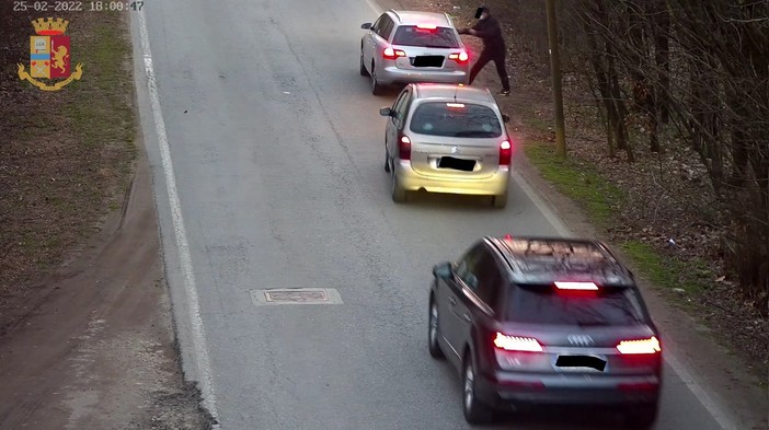 FOTO. Colpo alla spaccio nei boschi del Varesotto, sgominata la &quot;banda di Kamal&quot;