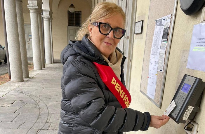 Buona pensione, Paola. Ci mancherà il tuo benvenuto in municipio