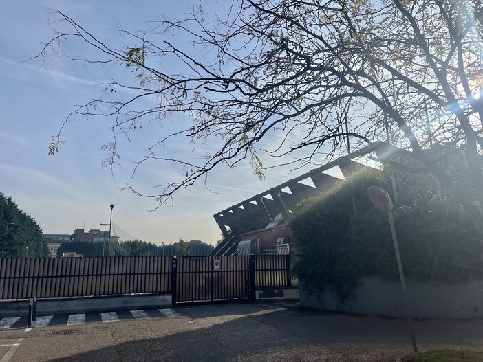 Piscina chiusa, la Busto Nuoto: «Serve un contributo straordinario o la stagione è a rischio». Il vicesindaco: «Cercheremo di aiutare il più possibile»