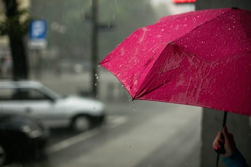 Dalla serata piogge diffuse. Possibile una ricomparsa della neve al Campo dei Fiori e non solo...