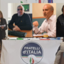 Laura Rogora mentre porta i saluti di Forza Italia al congresso di Fratelli d'Italia. Da sinistra: Orazio Tallarida, Alberto Riva e Gigi Farioli