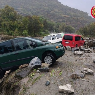 Maltempo: un disperso, ponti crollati e persone isolate in Piemonte (FOTO)