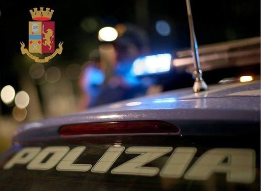 Insulti e false accuse contro la polizia su Facebook: 67enne di Varese denunciato