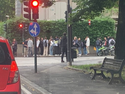 LA FOTO. «Quei ragazzi in fila mi dicono: stiamo provando a cambiare il mondo»