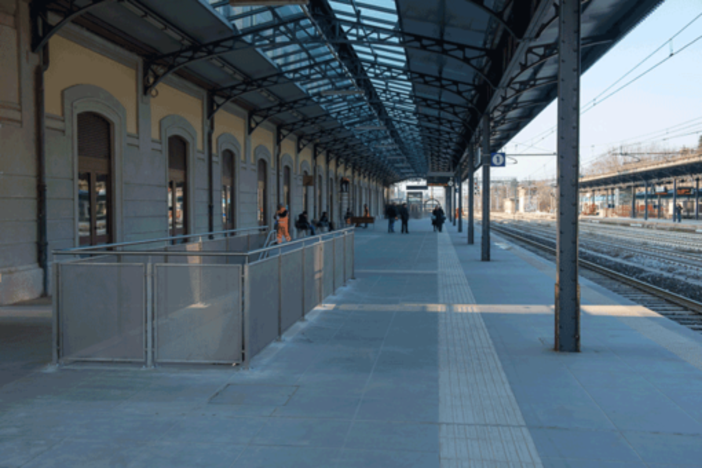 Un secolo di stazione tra nostri ricordi, emozioni, arrabbiature. Con due &quot;riti&quot; diversi e una speranza