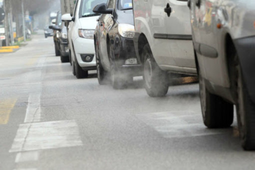 Smog, Legambiente: «Nel 2024 male Milano e capoluoghi lombardi». Ma Varese respira